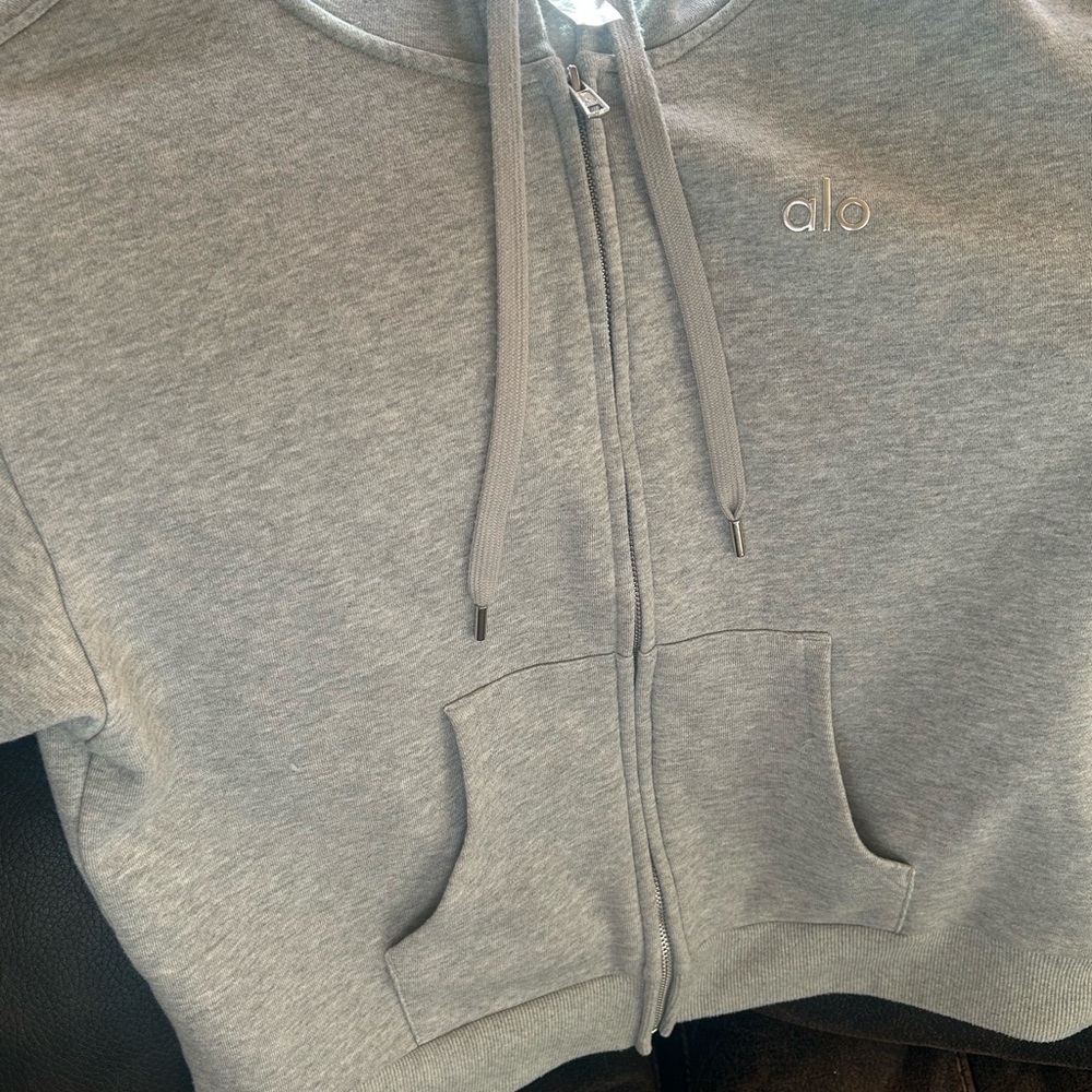 ALO Yoga Light Grey Full-Zip Hoodie